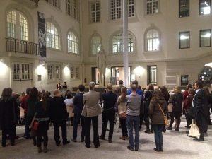 Eröffnung "Ansichtssache", Rede von Antje-Sophie Menscher und Annemarie Schantor; Foto: museOn